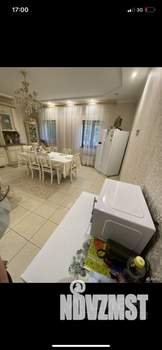 Дом 250м², 2-этажный, участок 10 сот.  