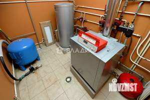 Дом 211м², 2-этажный, участок 12 сот.  