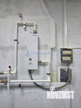 Дом 300м², 3-этажный, участок 6 сот.  