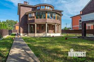 Коттедж 620м², 3-этажный, участок 20 сот.  