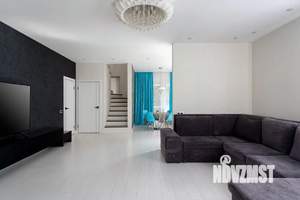 Таунхаус 220м², 3-этажный, участок 3 сот.  