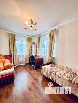 Дом 200м², 3-этажный, участок 6 сот.  