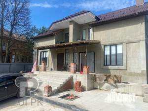 Коттедж 393м², 2-этажный, участок 9 сот.  