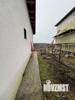 Дом 175м&sup2;, 5-этажный, участок 15 сот.  