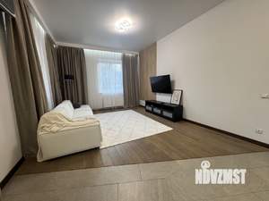 Коттедж 299м², 2-этажный, участок 18 сот.  