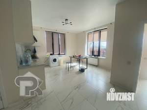 Коттедж 393м², 2-этажный, участок 9 сот.  