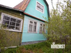 Дом 42м², 2-этажный, участок 6 сот.  