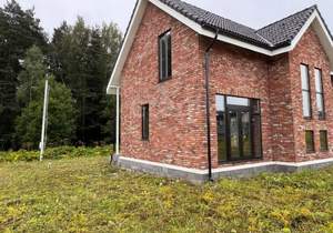 Дом 150м², 2-этажный, участок 6 сот.  