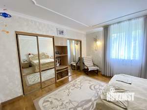 Коттедж 240м², 2-этажный, участок 12 сот.  