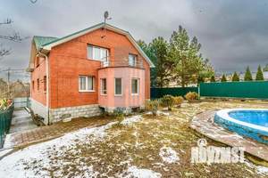 Дом 279м², 3-этажный, участок 10 сот.  