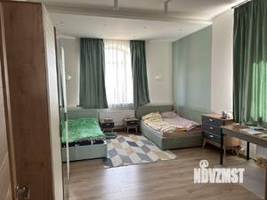 Дом 261м², 2-этажный, участок 12 сот.  