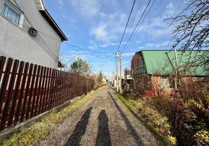 Дом 40м², 2-этажный, участок 6 сот.  