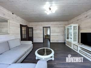 Дом 290м², 2-этажный, участок 15 сот.  