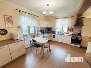 Дом 183м², 2-этажный, участок 12 сот.  