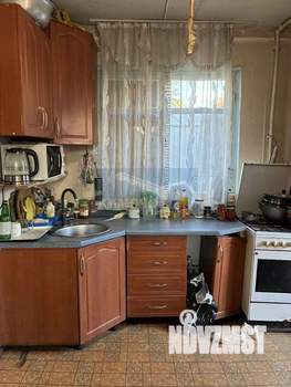 Дом 49м², 2-этажный, участок 6 сот.  