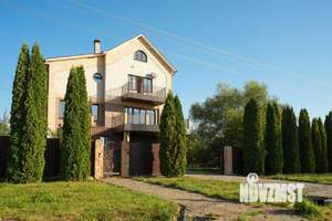 Дом 550м², 4-этажный, участок 17 сот.  