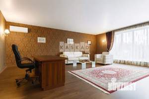 Коттедж 500м&sup2;, 3-этажный, участок 10 сот.  