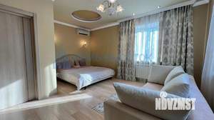 Дом 273м², 3-этажный, участок 12 сот.  