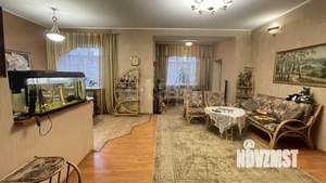 Дом 280м², 3-этажный, участок 6 сот.  