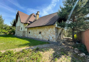 Дом 450м², 3-этажный, участок 15 сот.  