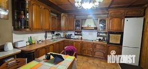 Дом 400м², 3-этажный, участок 40 сот.  