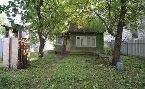 Дом 32м², 2-этажный, участок 6 сот.  