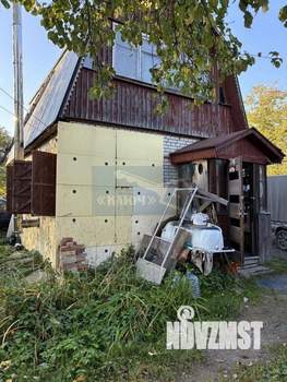 Дом 49м², 2-этажный, участок 6 сот.  