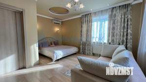 Дом 273м², 3-этажный, участок 12 сот.  