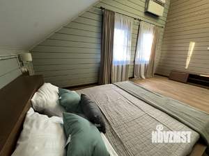 Коттедж 299м², 2-этажный, участок 18 сот.  
