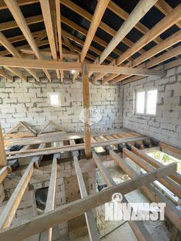 Дом 106м², 2-этажный, участок 3 сот.  