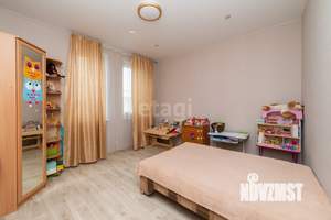 Дом 280м², 2-этажный, участок 10 сот.  