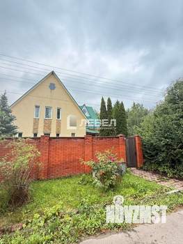 Дом 250м², 2-этажный, участок 10 сот.  