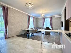 Коттедж 404м², 2-этажный, участок 13 сот.  