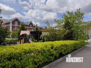 Таунхаус 200м&sup2;, 3-этажный, участок 3 сот.  