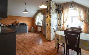 Дом 274м², 3-этажный, участок 7 сот.  
