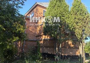 Дом 274м², 2-этажный, участок 6 сот.  