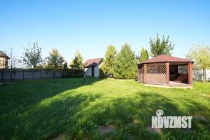 Дом 550м², 4-этажный, участок 17 сот.  