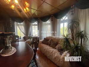 Дом 275м², 2-этажный, участок 6 сот.  