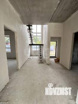 Дом 180м², 2-этажный, участок 8 сот.  