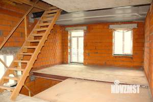 Таунхаус 190м², 3-этажный, участок 3 сот.  
