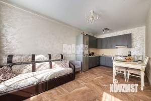 Таунхаус 100м², 3-этажный, участок 1 сот.  