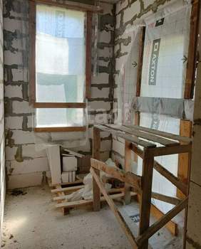 Дом 218м², 2-этажный, участок 9 сот.  
