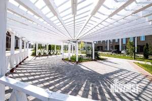 Таунхаус 200м&sup2;, 3-этажный, участок 3 сот.  