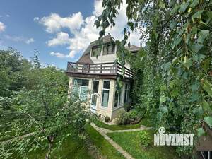 Коттедж 520м², 3-этажный, участок 16 сот.  