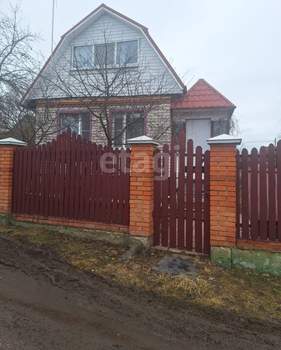 Дом 42м², 2-этажный, участок 6 сот.  