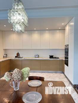 Коттедж 233м², 2-этажный, участок 12 сот.  