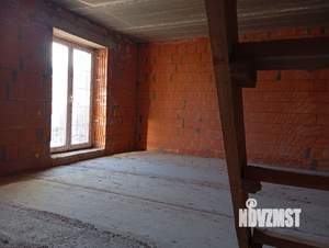 Таунхаус 113м², 2-этажный, участок 1 сот.  