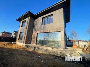 Дом 240м&sup2;, 2-этажный, участок 10 сот.  