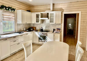 Дом 178м², 2-этажный, участок 4 сот.  