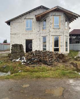 Дом 175м², 2-этажный, участок 704 сот.  